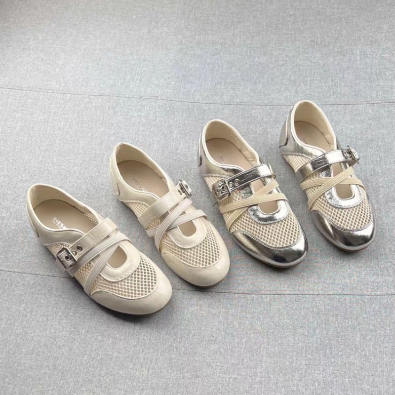 Casual Sneaker Low - Sepatu Sneakers Anyaman Berongga Model Terbaru