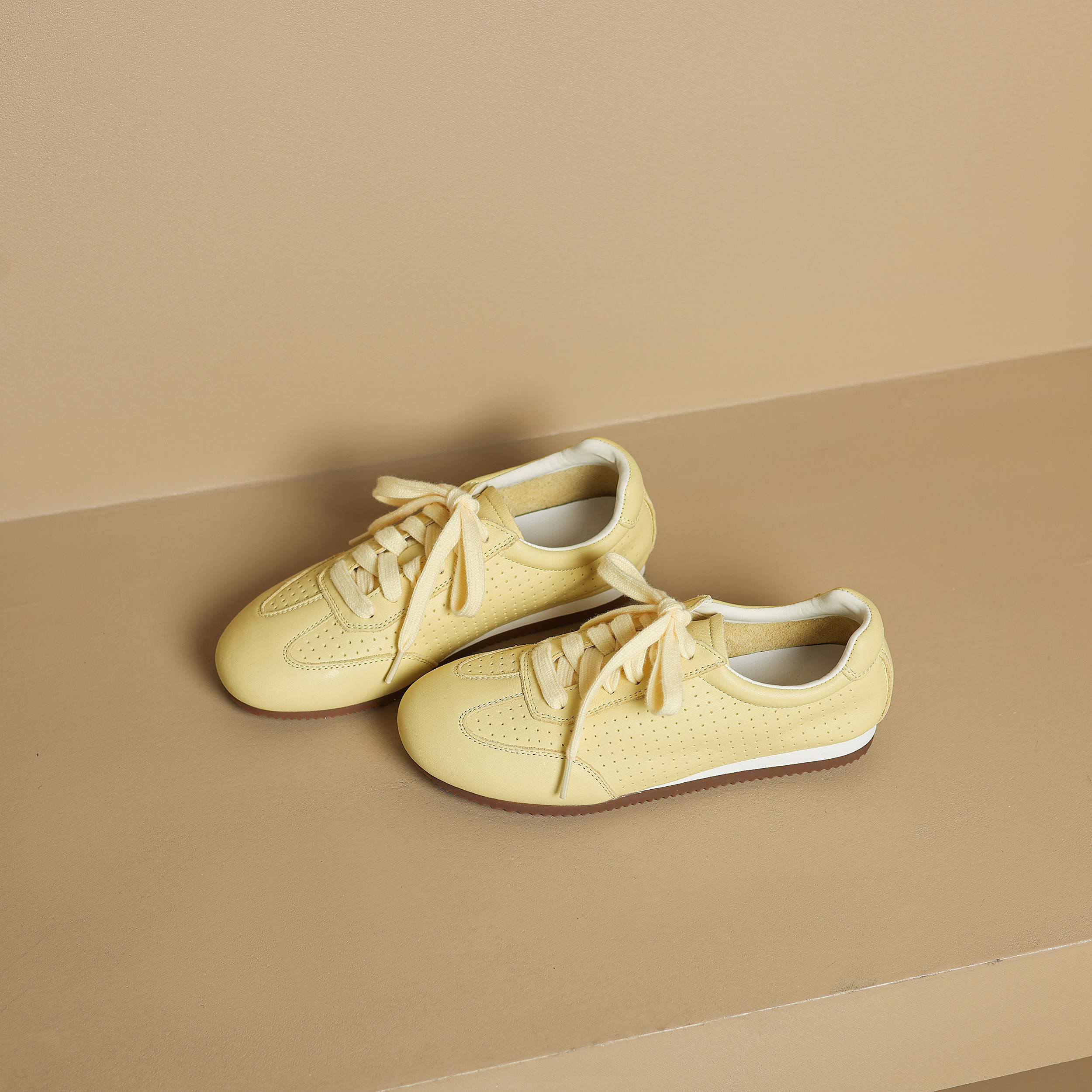 Lanxuryee Sepatu Kasual Musim  - Casual Sneaker Low ulasan dan harga