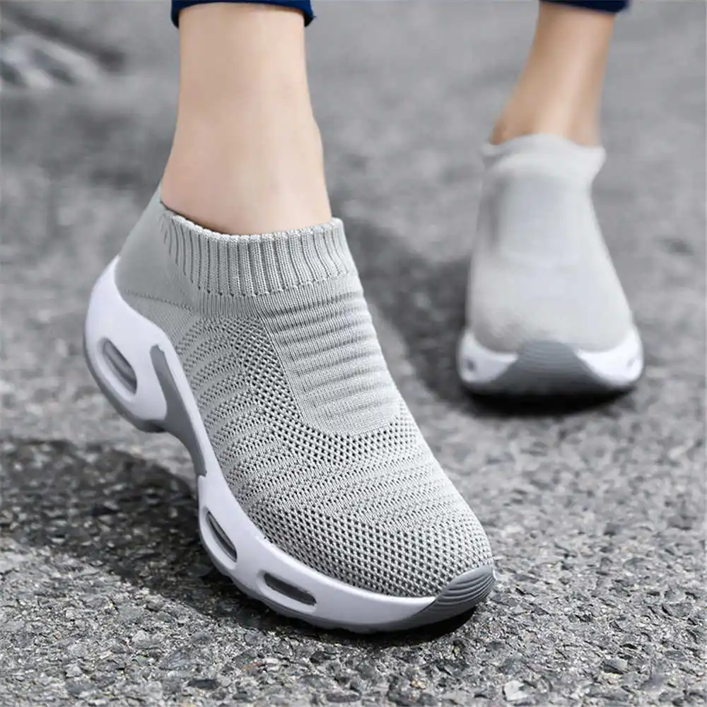 Sepatu Boots Hak Tinggi Wanita - Casual Sneaker Low ulasan dan harga