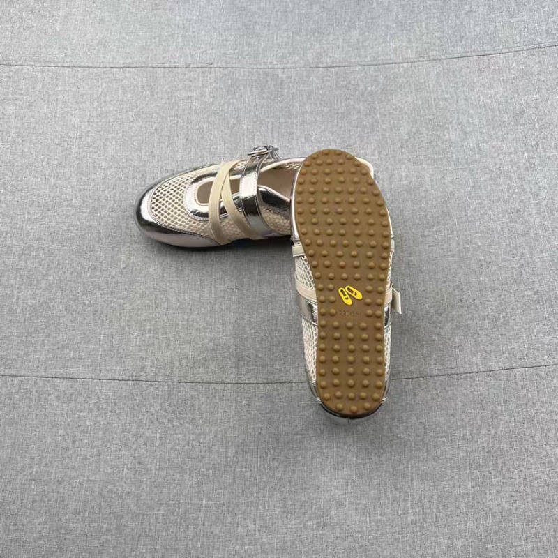 Sepatu Sneakers Anyaman Berong - Casual Sneaker Low ulasan dan harga