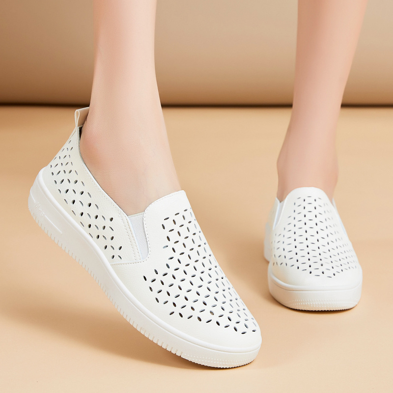 Sepatu Sneakers Wanita Modis 2 - Casual Sneaker Low ulasan dan harga